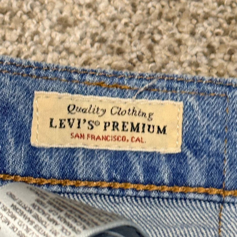 Levi's Womens 512 Slim Taper Jeans Light Wash Denim WaterLess W33 L34 Blue Denim